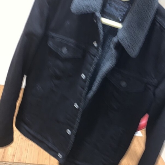 Levis Jean Jacket - Picture 2 of 3